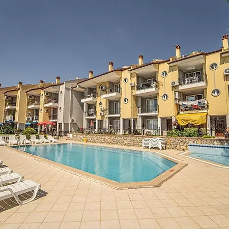 Lovely House With Shared Pool Near Oludeniz, Fethiye Ovacık